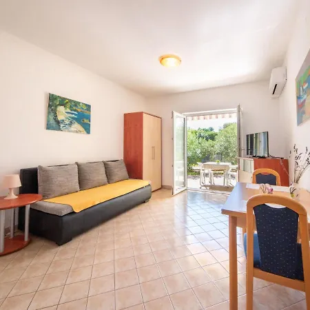 Jasna-1 By Interhome Apartment Pinezici (Krk)